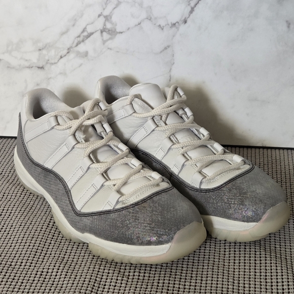 Nike Air Jordan 11 Low Year of the Snake Mens Sneakers Shoes Grey White 11 main image 4